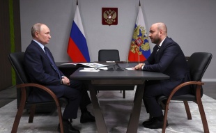 Владимир Путин провел рабочую встречу с Вячеславом Федорищевым